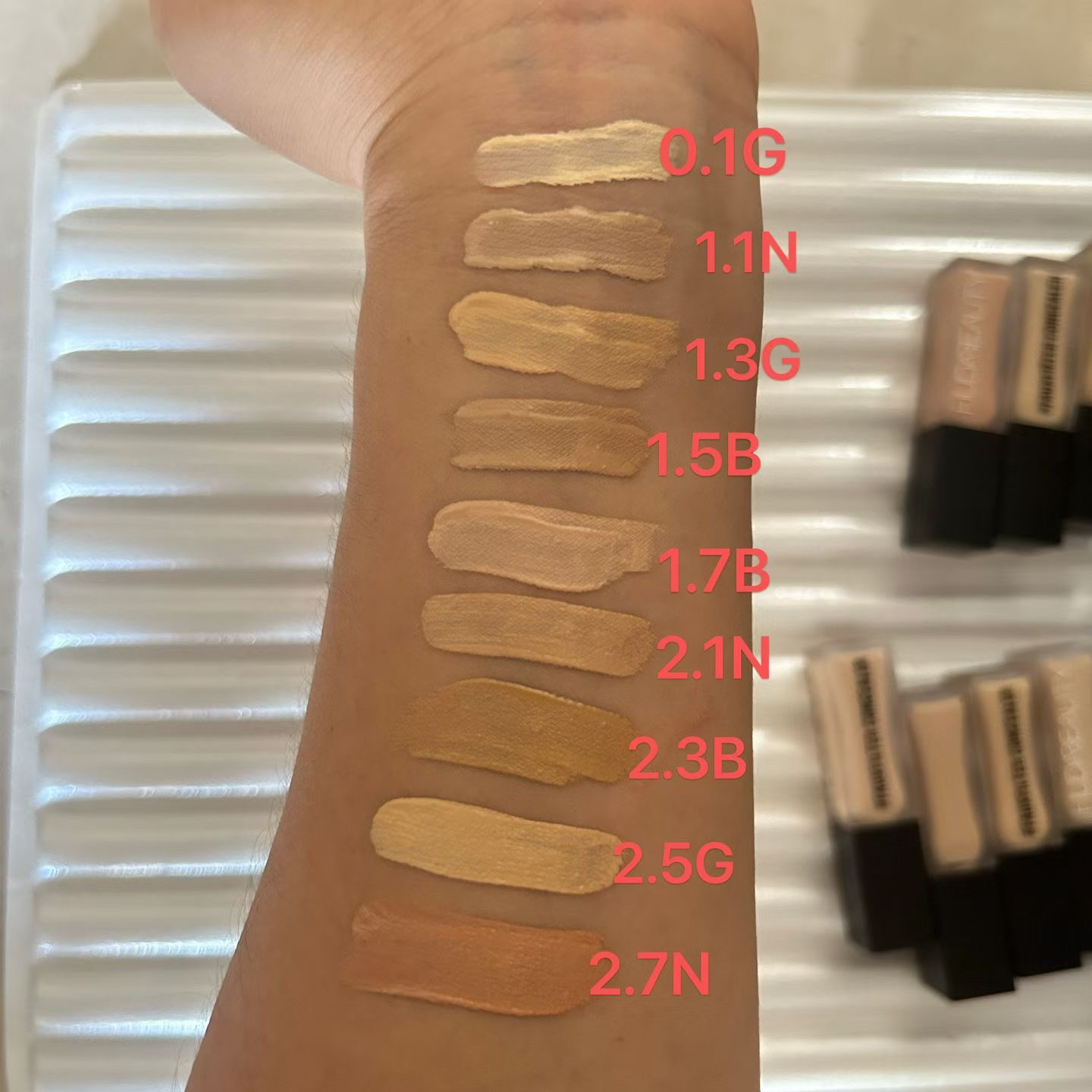 Huda Beauty #FauxFilter Luminous Matte Liquid Concealer